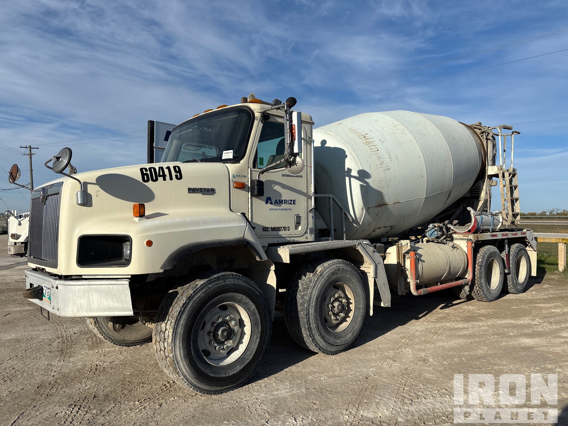 2007 International Paystar 5000 8x4 شاحنة خلاط