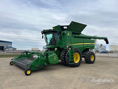 2012 John Deere S690 Moisonneuse-batteuse