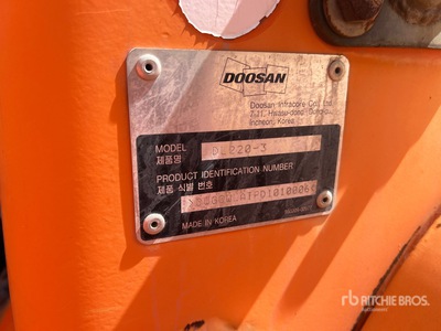 2013 Doosan DL220-3 Ładowarka kołowa
