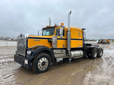 1981 Kenworth T800 6x4 T/A Sleeper Truck Tractor