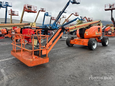 2015 JLG 600AJ 4WD Dual Fuel Piattaforma monobraccio articolata