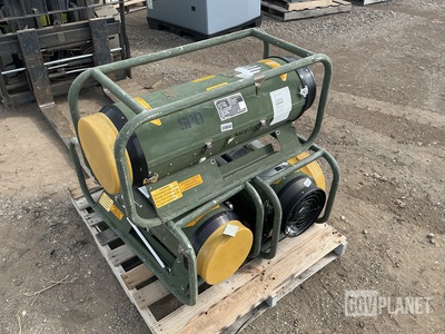 (3) Hunter 5-13-5601 Space Heaters