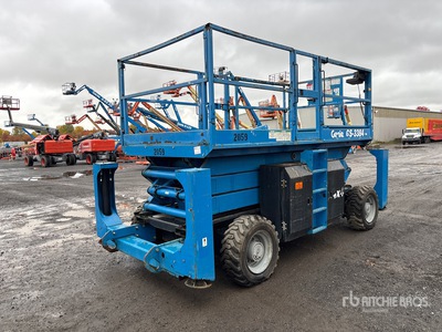 2015 Genie GS3384RT 4x4 Dual Fuel Scissor Lift