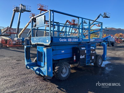 2018 Genie GS3384 4x4 Dual Fuel Piattaforma aerea verticale