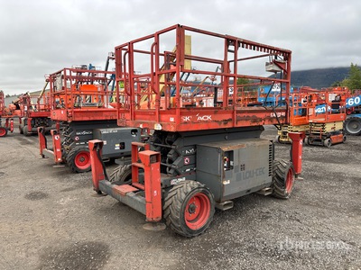 2018 Skyjack SJ6832 RT 4x4 Dual Fuel Scissor Lift