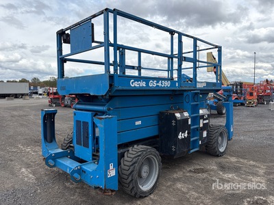 2018 Genie GS4390 4x4 Diesel Scissor Lift