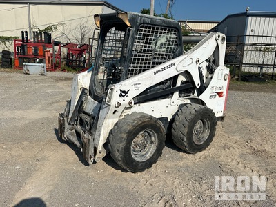 2018 Bobcat S650 Minicargadora
