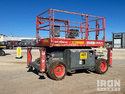 2018 Skyjack SJ6826RT Scissor Lift