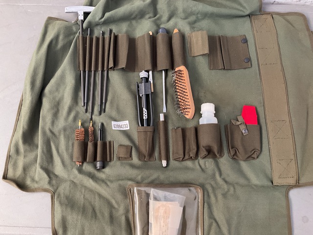 (10) Gun Cleaning Kits