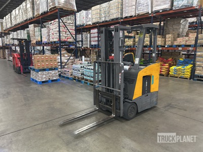 2019 Jungheinrich ETG216 3400 lb Chariot Élévateur Électrique