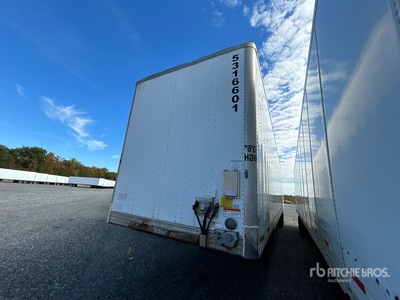 2016 Utility 53 ft x 102 in T/A Van Trailer