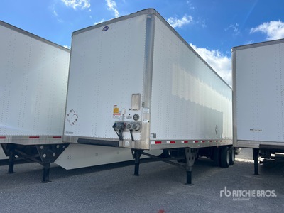 2019 Utility VS2DX 36 ft T/A Van Trailer