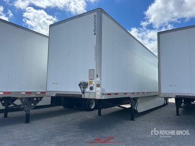 2013 Utility VS2DX 53 ft x 102 in T/A Van Trailer