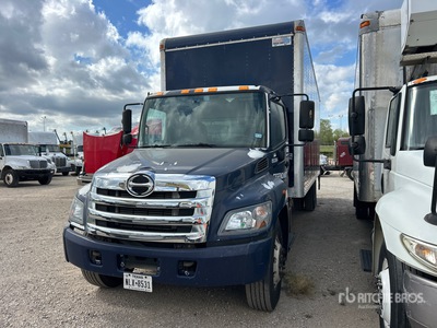 2014 Hino 268 4x2 Van Truck