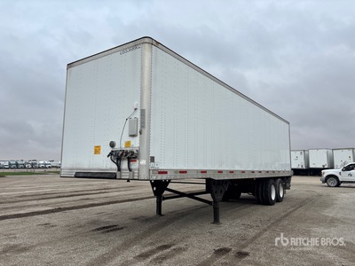 2015 Utility VS2DX 36 ft x 102 in T/A Van Trailer