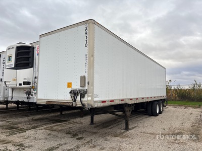 2013 Utility VS2DX 36 ft x 102 in T/A Van Trailer