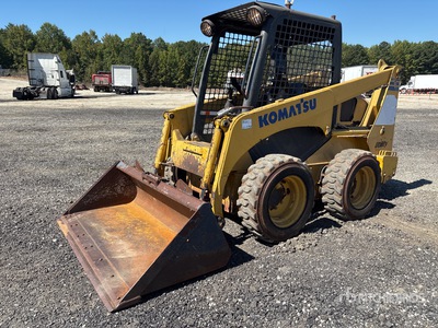 2002 Komatsu SK815-5 Skid Steer Loader