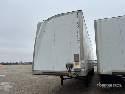 2013 Utility 48 ft x 102 in T/A Van Trailer