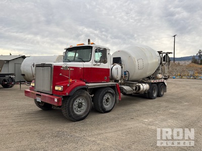2004 Western Star T/A Booster Mixer Truck