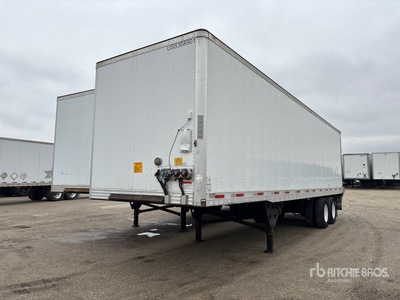 2015 Utility VS2DX 36 ft x 102 in T/A Van Trailer