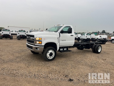 2024 Chevrolet Silverado 5500HD 4x4 Cabine et châssis (Unused)