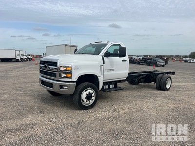 2024 Chevrolet Silverado 5500HD 4x4 を見 Cab and Chassis (Unused)