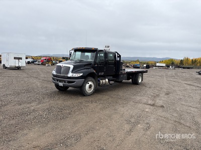 2019 International DuraStar 4300 4x2 Crew Cab Autocarro cassone fisso