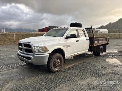 2015 Ram 3500 SLT 4x4 Crew Cab Flatbed Truck