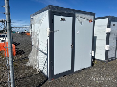 2026 Mobile Toilet MT 6 ft 10 in x 6 ft 2 in Skid-Mounted 移動性建物 - その他