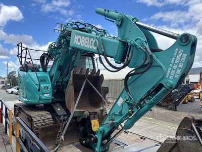 2021 Kobelco SK135SR-7 حفارة بجنزير