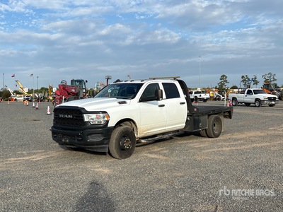 2020 Ram 3500HD 4x2 Crew Cab Flatbed Truck