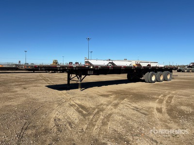 2014 Fontaine Tri/A 53 ft - 73 ft Extendable Flatbed Trailer