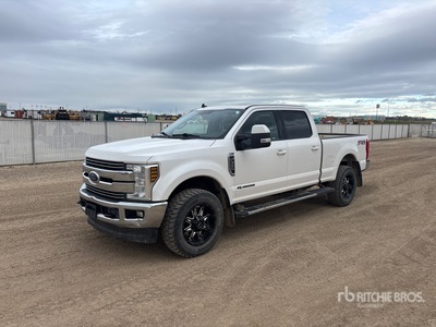 2019 Ford F-350 Lariat 4x4 Crew Cab Pickup