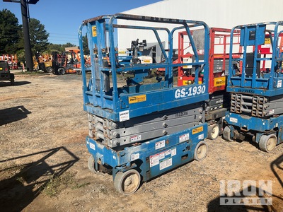 2017 Genie GS1930 Electric Scissor Lift (Inoperable)