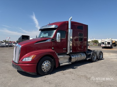 2023 Kenworth T680 6x4 Tracteur routier couchette