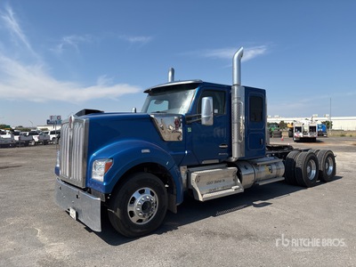 2023 Kenworth W990 6x4 Tracteur Routier Couchette