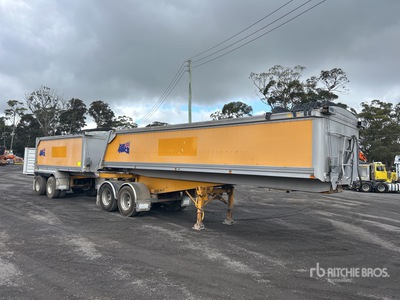 2005 Lusty 14.9 m Bogie/A Stag Combination End Dump Trailer