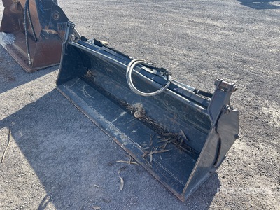 2000 mm Q/C Multi-Purpose Ag Tractor Bucket