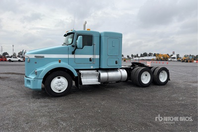 2017 Kenworth T800B 6x4 Tractocamion con Dormitorio / Sleeper Truck Tractor