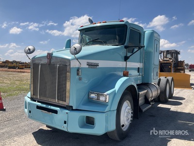 2015 Kenworth T800 6x4 Tractocamion con Dormitorio / T/A Sleeper Truck Tractor