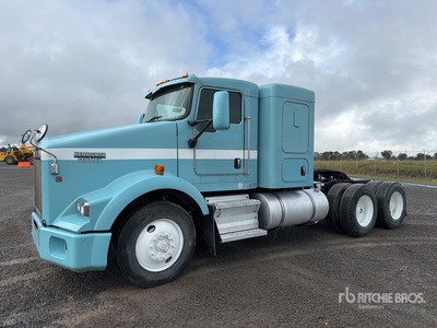 2015 Kenworth T800 6x4 Tractocamion con Dormitorio / تراكتور شاحنة كابينة النوم (ثنائية المحور)