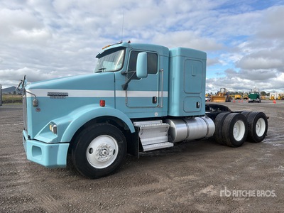2016 Kenworth T800 6x4 Tractocamion con Dormitorio / T/A Sleeper Truck Tractor