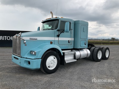 2016 Kenworth T800 6x4 Tractocamion con Dormitorio / T/A Sleeper Truck Tractor