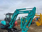 v2 Chassis - Excavator with