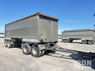 2015 Sloanebuilt 8.3 m Quad Dog Tipping Trailer