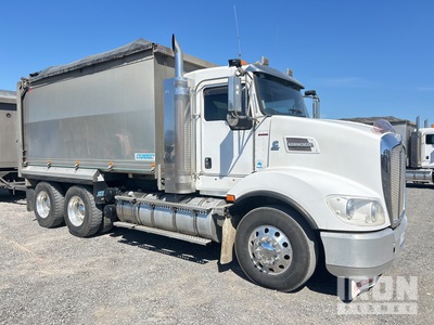 2015 Kenworth T409SAR 6x4 3-Achs Kipper-Lkw