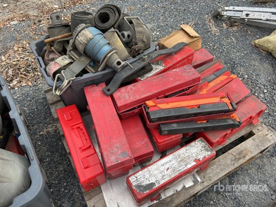 Quantity of Trailer Straps & Triangles