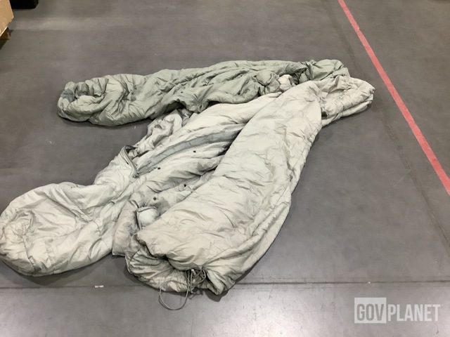 (41) Sleeping Bags