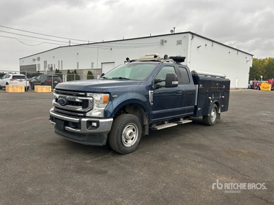 2020 Ford F-250 XL 4x4 Extended Cab Utility Truck