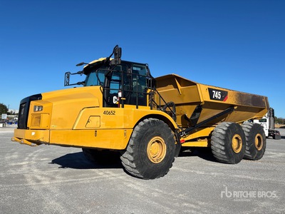 2017 Cat 745 Tombereau